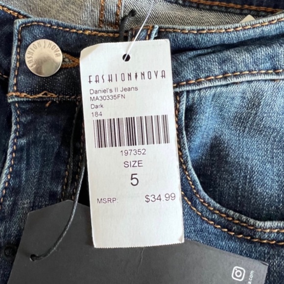 FASHION NOVA MEDIUM WASH JEANS - Picture 7 of 12
